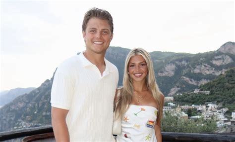 Zach Wilsons Girlfriend Shares Stunning Vacation Photos - The Spun