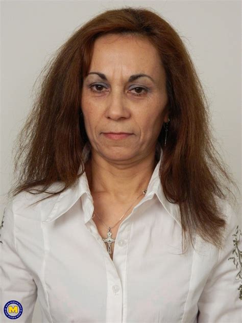 Mature Sexy Milf Lingerie XXX Dessert Picture