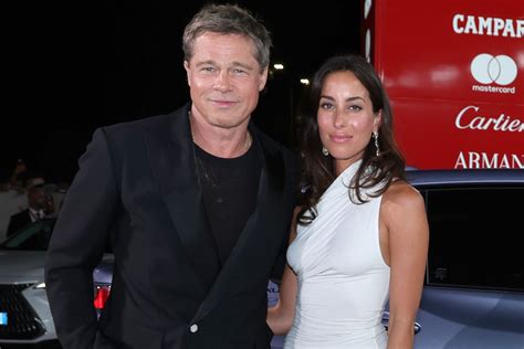 Brad Pitt and Ines de Ramon Make Red Carpet Debut at Wolfs Premiere