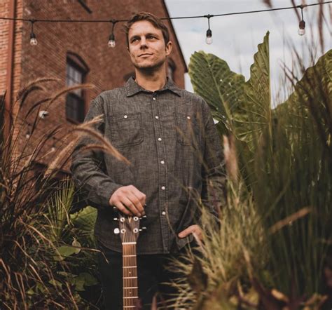 Bucks Naked BBQ Studio Bar Live Music By Jonah Bruce Visit Freeport