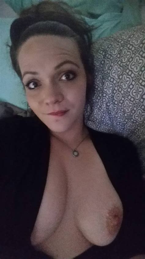 IMAGE Image Hot MILF Kori Showing Off Porn Pic