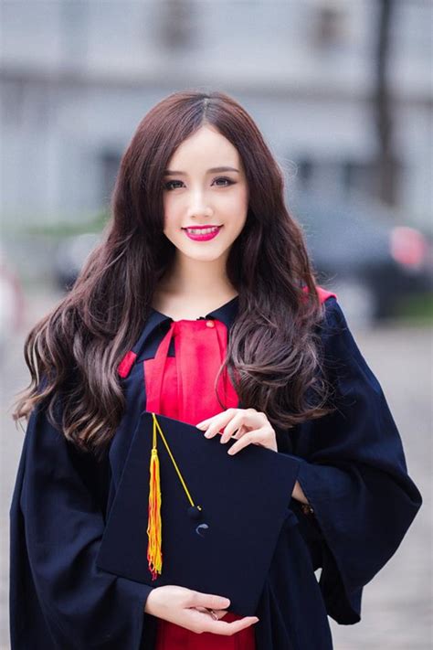 Lo T Nh K Y U T T Nghi P Xinh Ng T Ng Y C A Hot Girl C C Tr Ng I H C