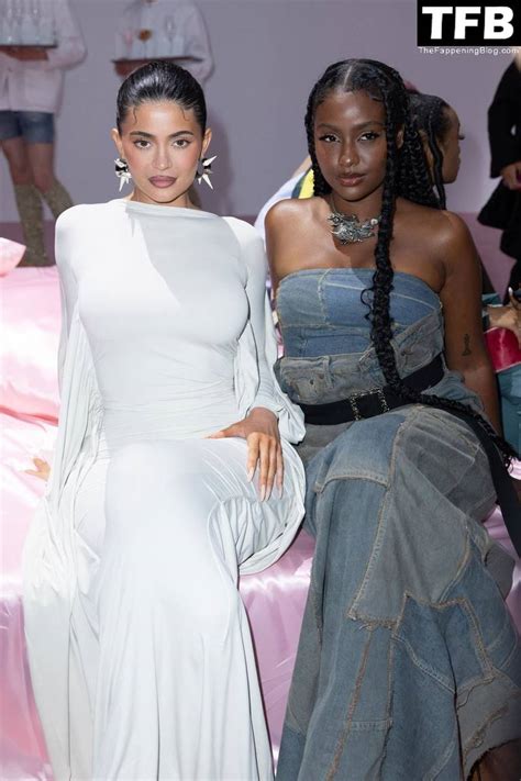 Kylie Jenner Kyliejenner Kyliejenner 2 Nude OnlyFans Photo 1055 The Fappening Plus