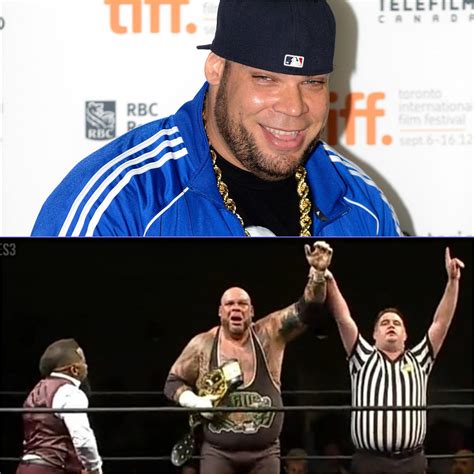 Tyrus Hand Signal 06