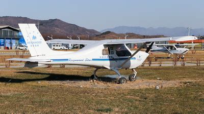 B-9042/B9042 aviation photos on JetPhotos