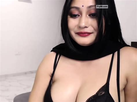 Desi Hot Bhabi Anna Premium Cam Video Desi Porno 4