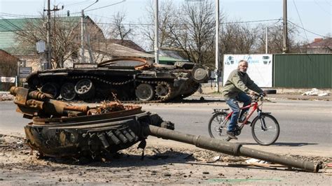 Russias Tanks In Ukraine Have A ‘jack In The Box Design Flaw And The