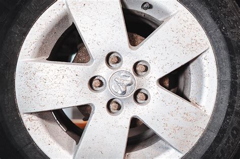 Колесные гайки Додж Калибр – плохая экономия