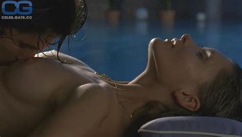 Alexandra Finder Nude Pictures Onlyfans Leaks Playboy Photos Sex Scene Uncensored