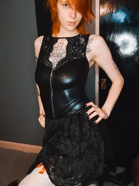 This Outfit Needs More Nudes Emogirls NUDE PICS ORG