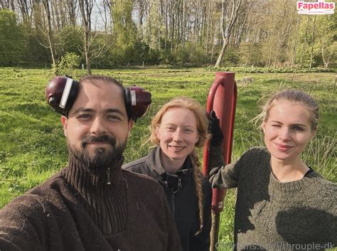 Throuple Dk Nude Leaks OnlyFans Fapellas