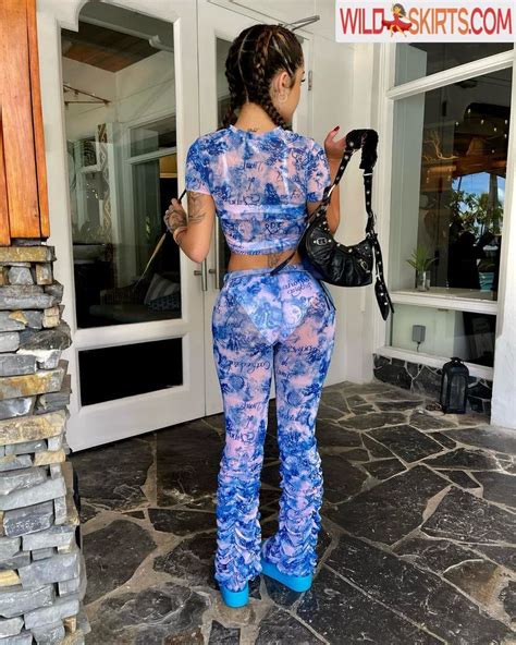 25 Hot Photos By Malu Trevejo
