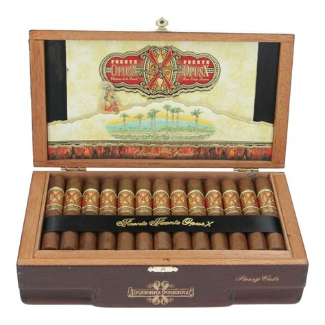 Arturo Fuente FFOX Pussy Cats Sun Of A Gun Cigars
