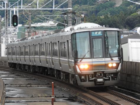 Jr西日本223系電車 クモハ223 6093 唐崎駅 鉄道フォト・写真 By Kixmanさん レイルラボraillab