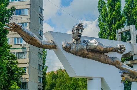 Фото Скульптура "Мирный атом". в городе Курчатов