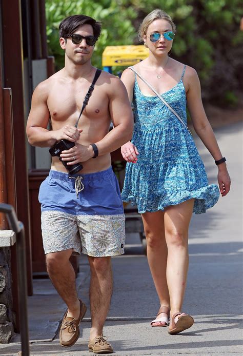 Katrina Bowden Bikini Pics Beach In Maui May Celebmafia