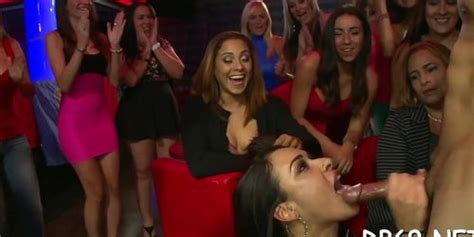 Public Hard Fuck At The Bar Tnaflix