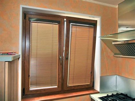 Купить алюминиевые горизонтальные жалюзи на окна в СПБ