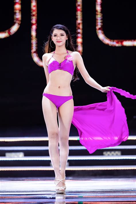 C N C Nh Ph N Thi Bikini Khoe Tr N Ng Cong T I Hoa H U Vi T Nam