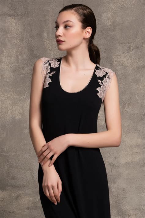 LARISSA L Paladini Lingerie