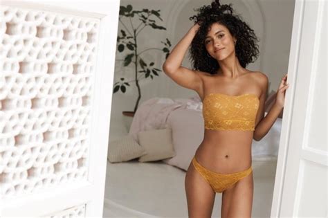 How To Become A Lingerie Model Backstage