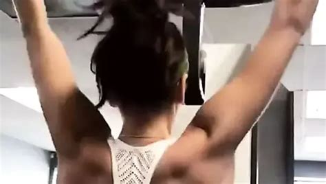 Sarah Hyland Nude Porn Videos Sex Tapes XHamster