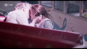 LOOPING NUDE SCENES AZNude