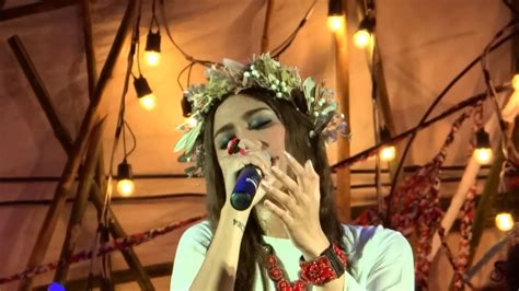 เอม AF11: บ้าหอบฟาง - เธอ - YouTube