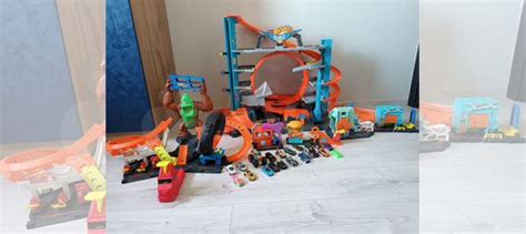 Hot wheels треки оригинал купить в Новосибирске с доставкой Хобби и отдых Авито