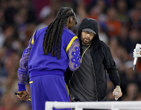 Eminem Snoop Dogg Ended Feud After Dr Dres Brain Aneurysm