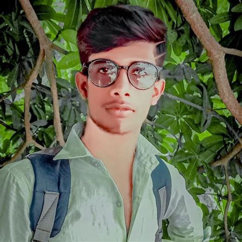 मनु यदुवंशी Manuyaduvanshi420 On Threads