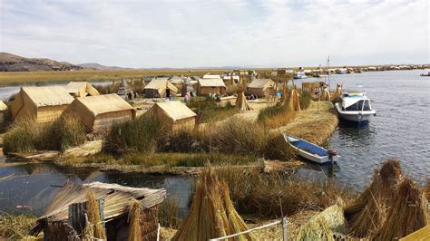 Floating Island - Lake Titicaca Floating Island, Lake Titicaca, Planes ...