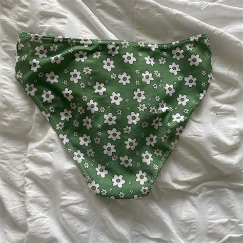 Gorg Green Bikini Perfect For Summer Has A Few Signs Depop