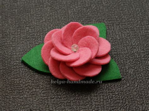 Цветок из фетра своими руками