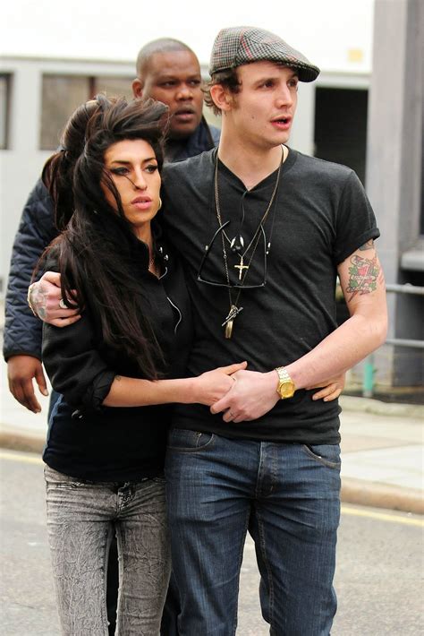 Amy Winehouse - Amy Winehouse Photo (24164057) - Fanpop