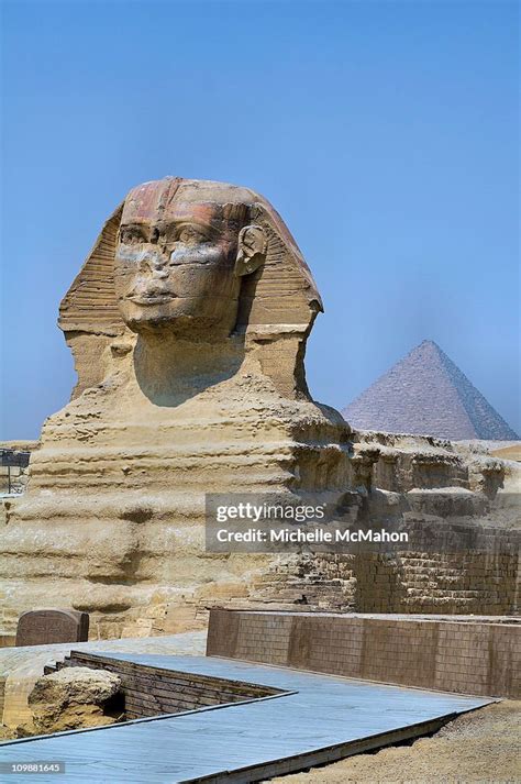 Sphinx And Pyramid High-Res Stock Photo - Getty Images