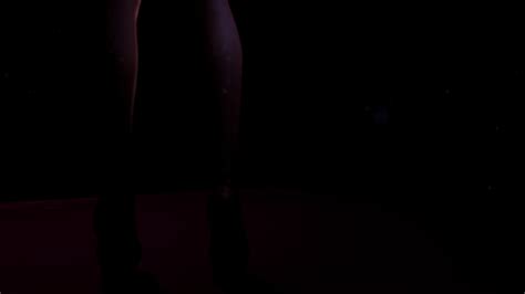 VAM MIDNIGHT MOVES Nude