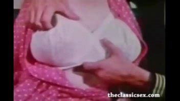 Rubia vintage tetona en acción dura XVIDEOS