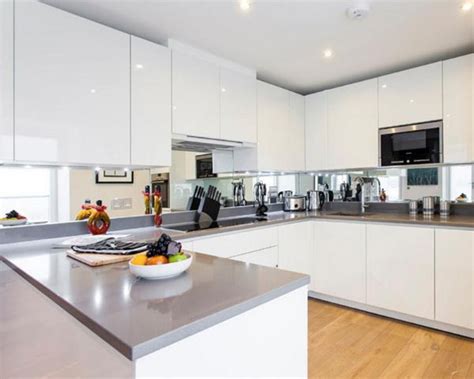 Идеальный материал для кухонного фартука: 10 идей, 40 примеров — INMYROOM