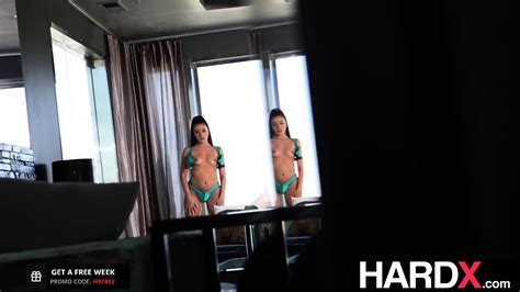 Hardx Sexy Vixen Rides Massive Cock Hardcore Mick Blue