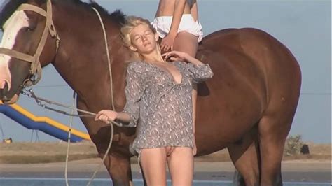 Naked Mila Porn Videos LetMeJerk