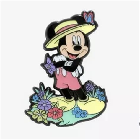 Mickey Mouse Hot Topic Mickey Mouse And Friends Picnic Blind Box Loungefly Disney Pin