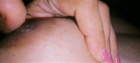 යලවග ගනට පයය අතලලල ගලක කපව Srilankan New Hot Wife Foot Job Xasiat