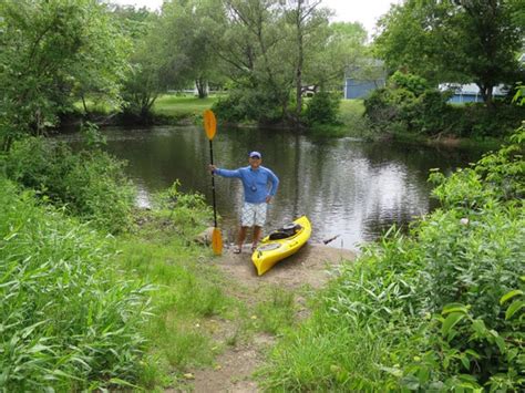 Top 5 Tips for Planning a Kayaking Adventure