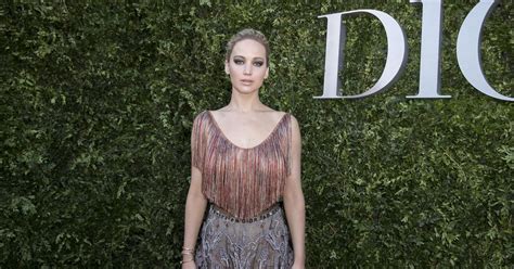 Le Side Boob Sexy De Jennifer Lawrence Au D Fil Dior
