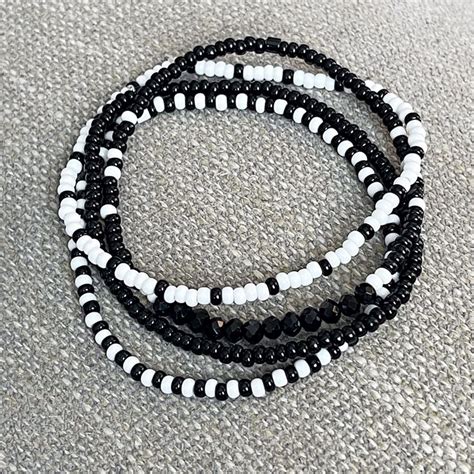 Black And White Set Individual Beaded Bracelets Stretch Bracelets Tiny