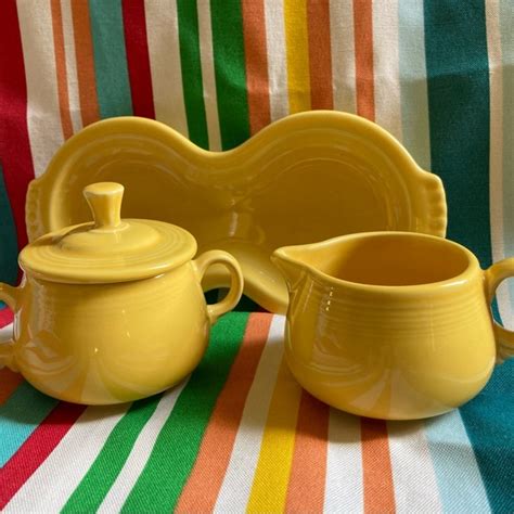 Fiestaware Dining Fiesta Ware Sugar And Creamer Set Yellow Fiesta Ware Tray Euc Made In Usa