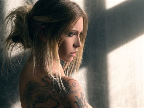 Wallpaper Blonde Girl Tattoo Window 1920x1200 Picture Image