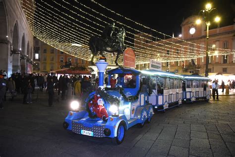 Atmosfera Natalizia Tra Cori Trenino Gratuito In Centro Storico E