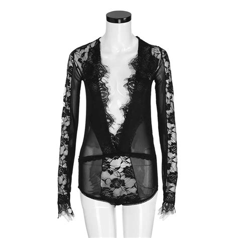 Ensemble de lingerie Chemise de nuit sexy en satin et dentelle pour femmes vêtements de nuit